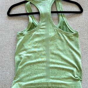 Lululemon tech tank crop size 4 green